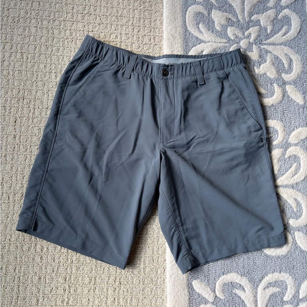 Under Armour Men’s Gray Shorts.